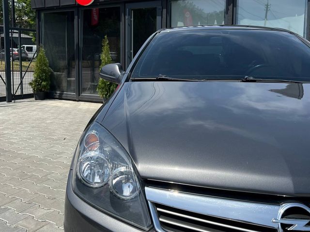 Opel Astra 2012, Чернівці, $6 199 - зображення 3