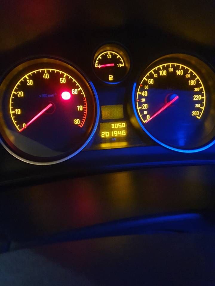 Opel Astra - фото 17