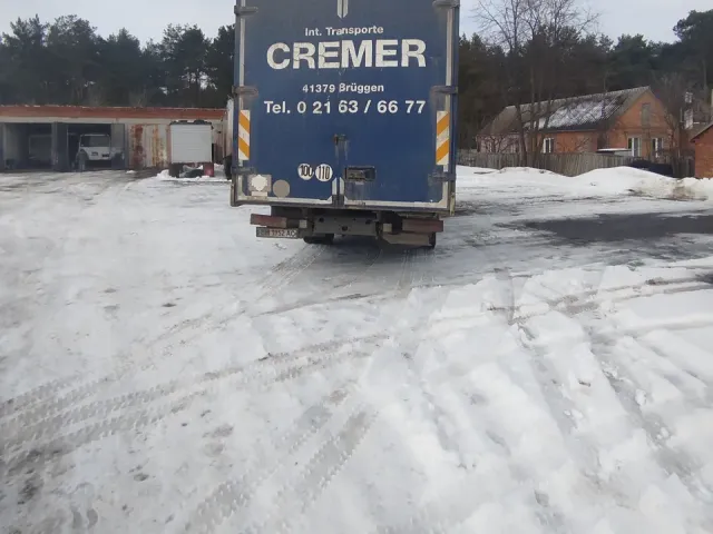 Mercedes-Benz 817 - фото 3