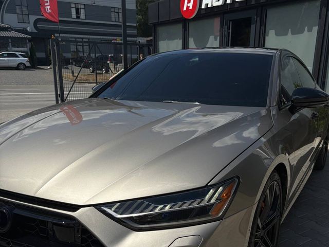 Audi A7 - фото 2