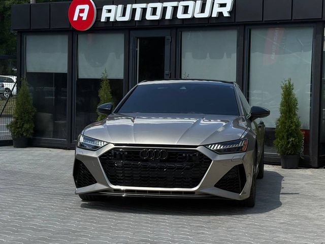Audi A7 - фото 1