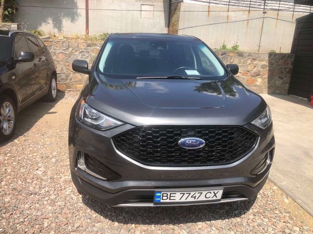 Ford Edge - фото 2