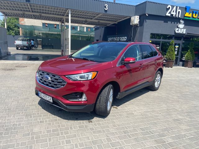 Ford Edge - фото 1