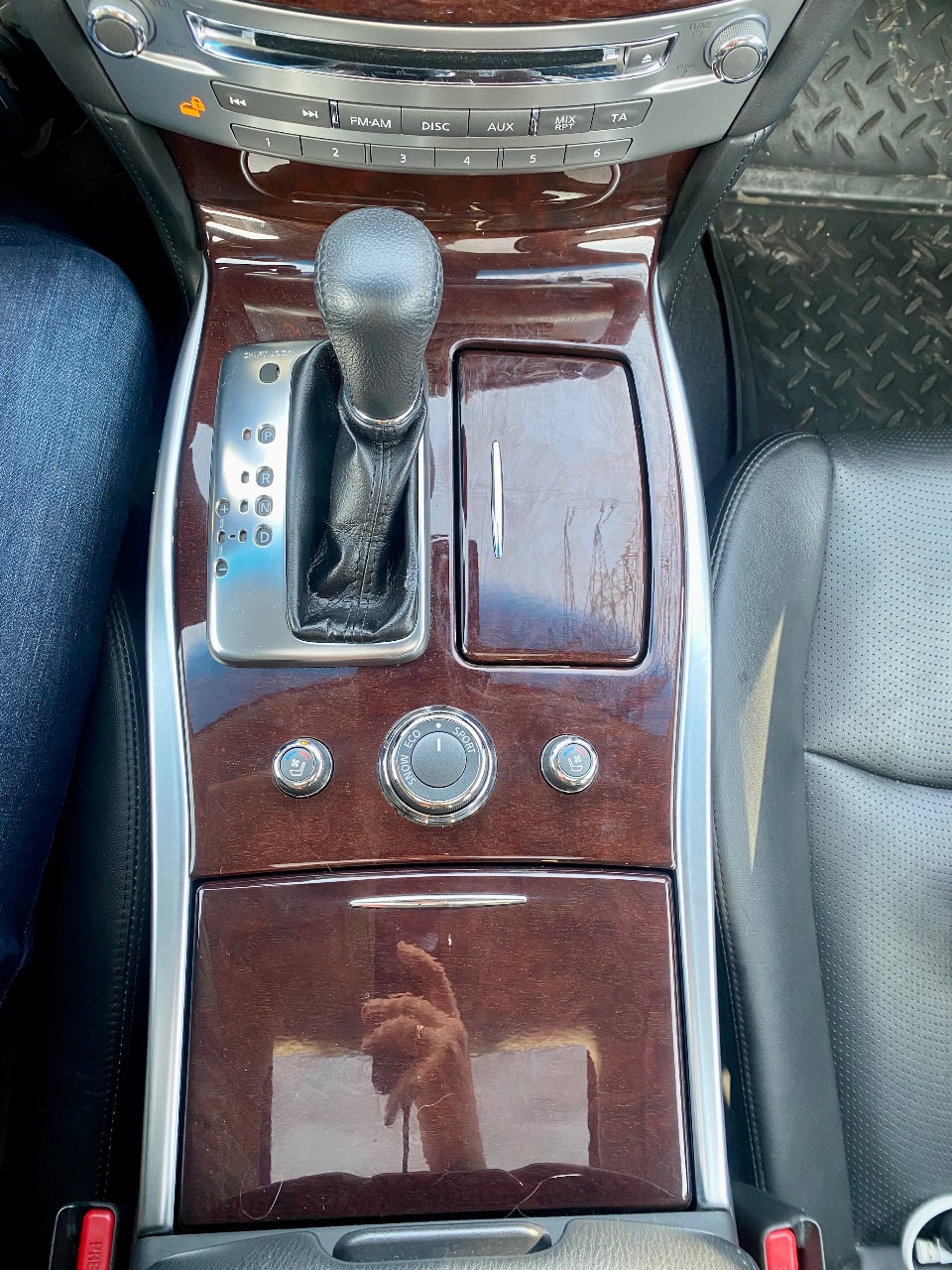 Infiniti Q70 - фото 23