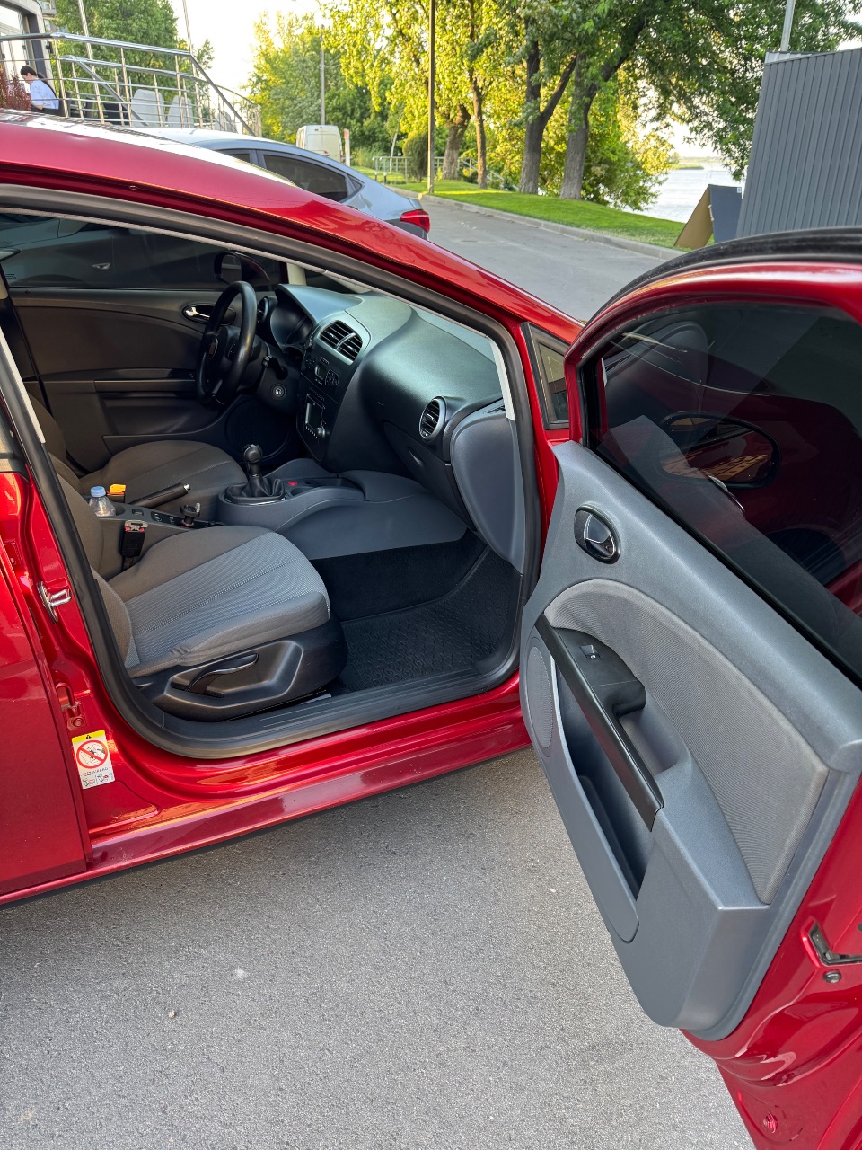 SEAT Leon - фото 11