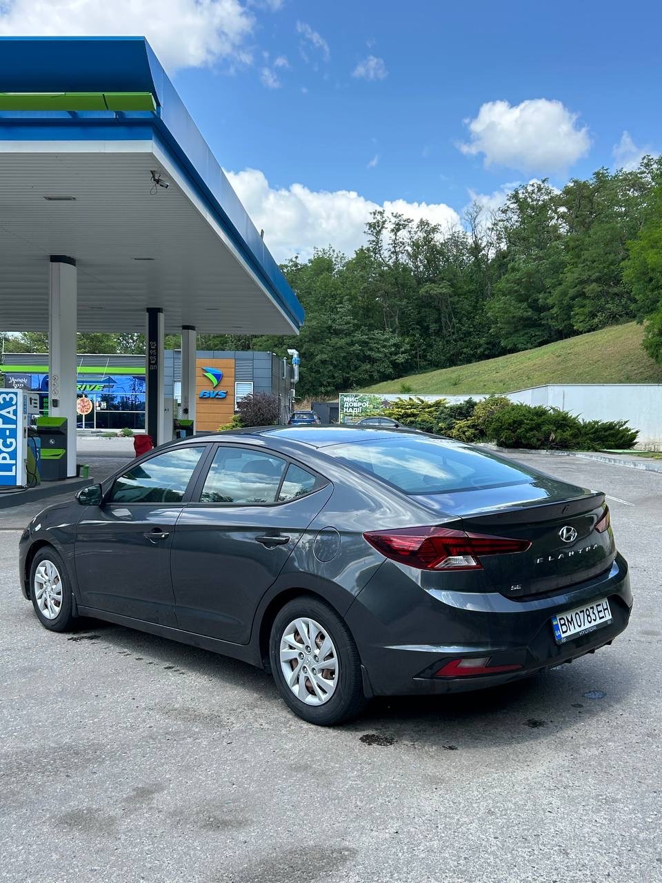 Hyundai Elantra - фото 7