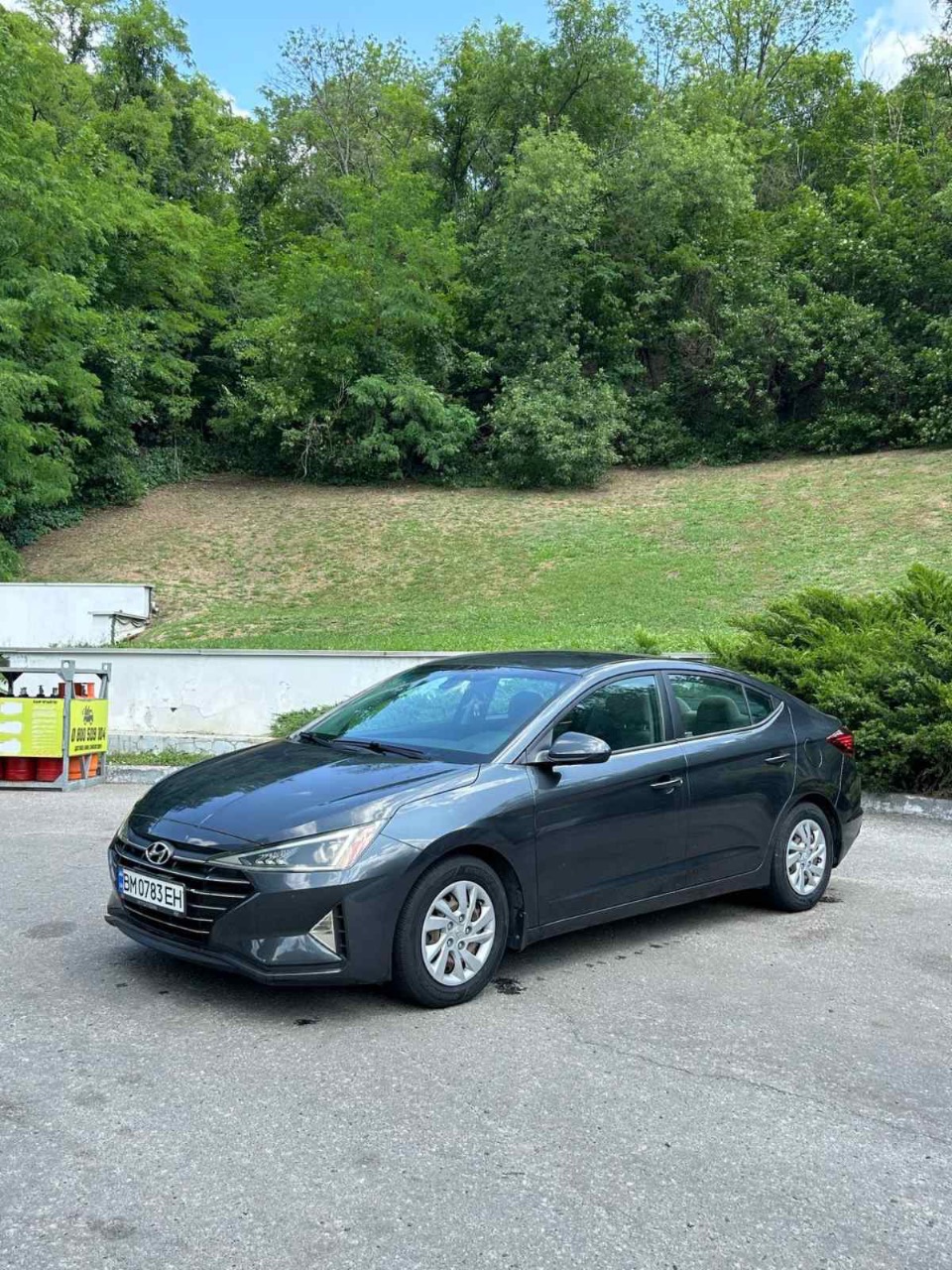 Hyundai Elantra - фото 3