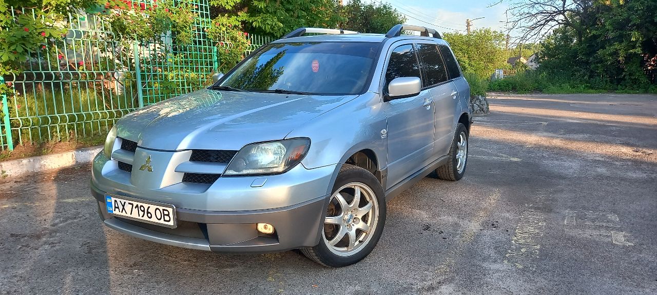 Mitsubishi Outlander - фото 10