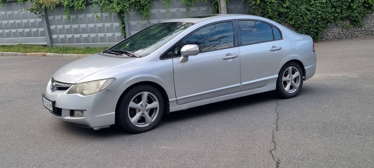 Honda Civic - фото 4