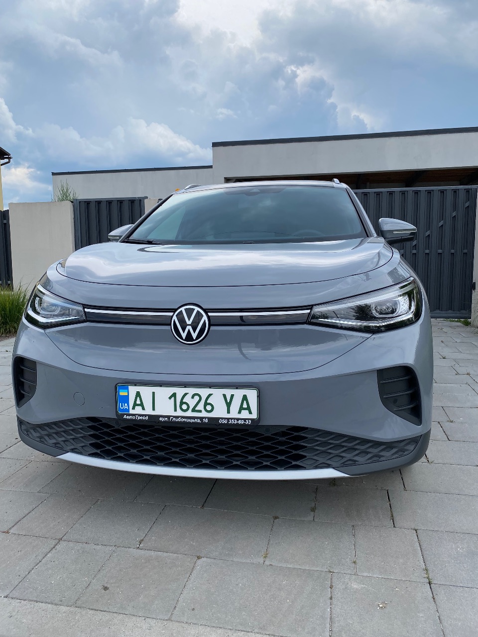 Volkswagen ID.4 - фото 1