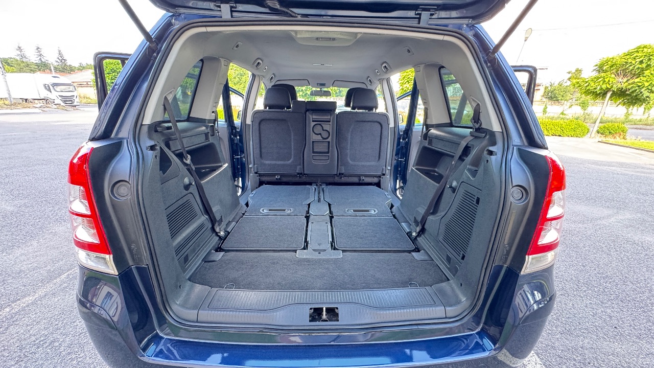 Opel Zafira - фото 47