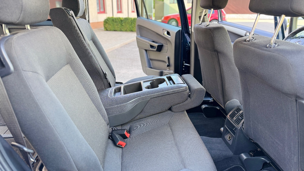 Opel Zafira - фото 41