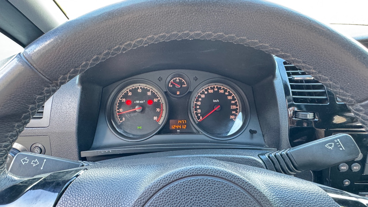 Opel Zafira - фото 39