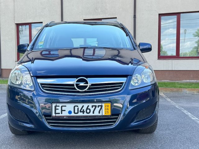 Opel Zafira - фото 3