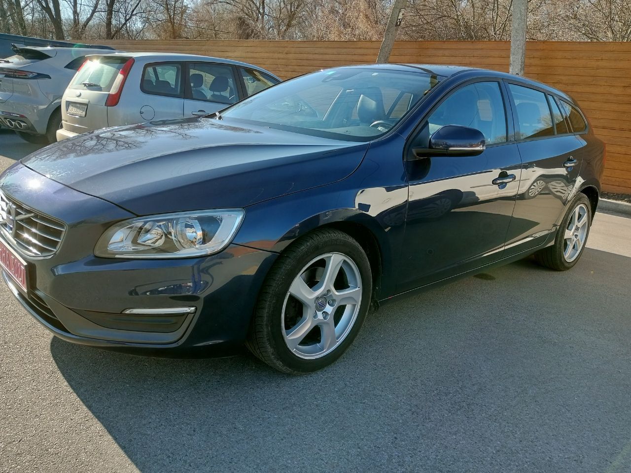 Volvo V60 - фото 12