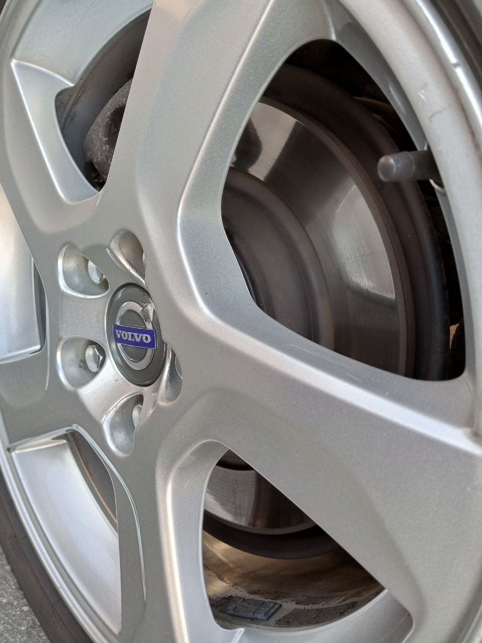 Volvo V60 - фото 16