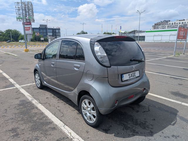 Mitsubishi i-MiEV - зображення 3