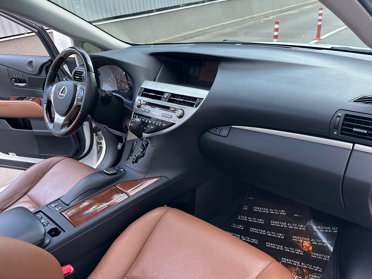 Lexus RX - фото 35