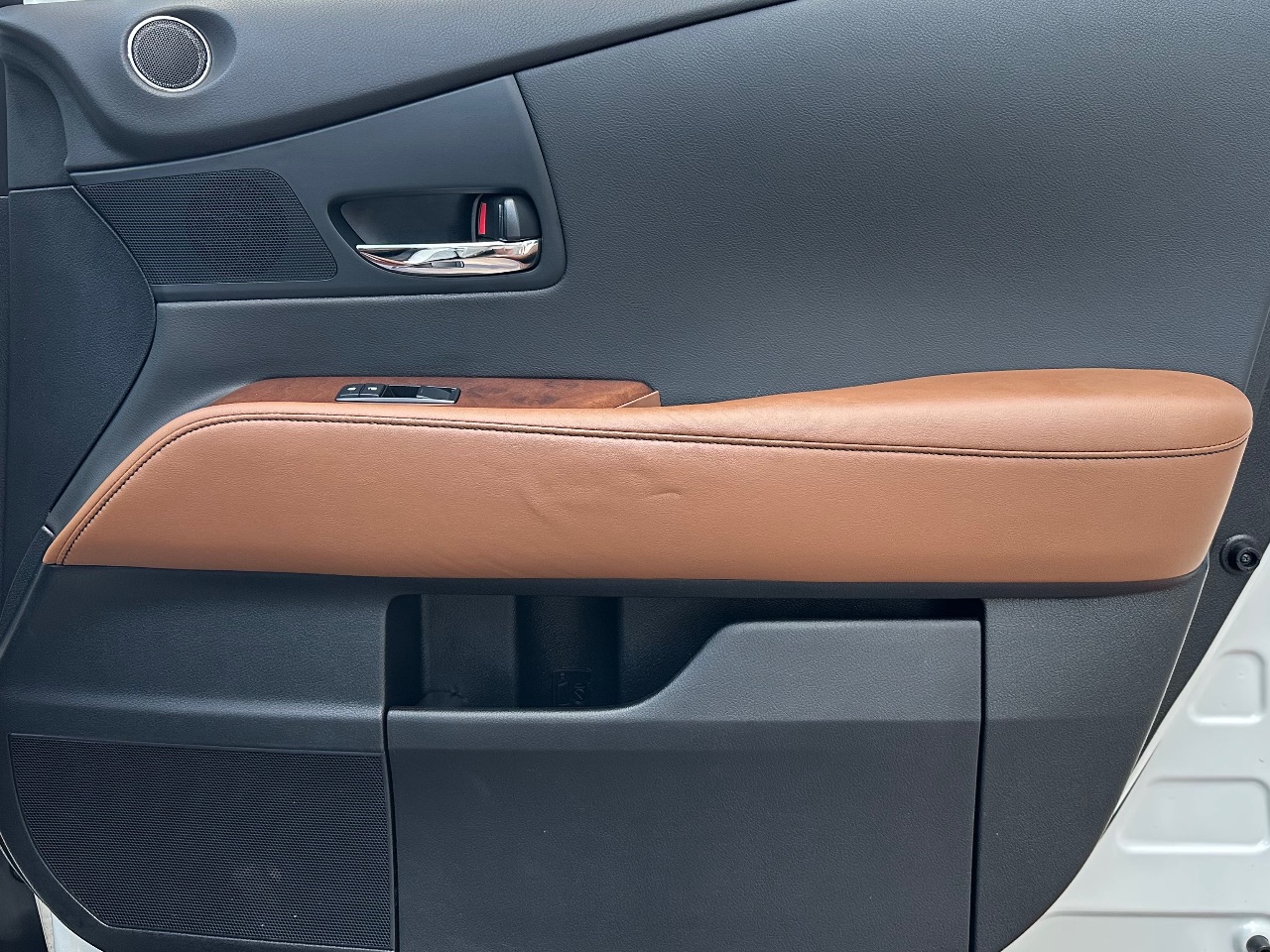 Lexus RX - фото 45