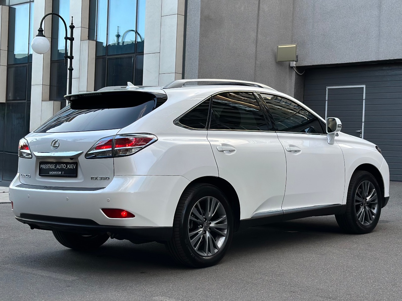 Lexus RX - фото 9