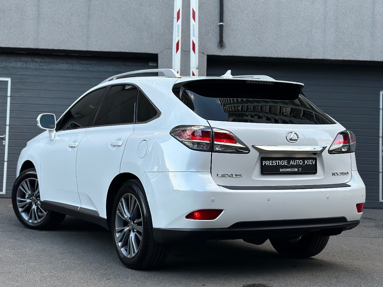 Lexus RX - фото 23