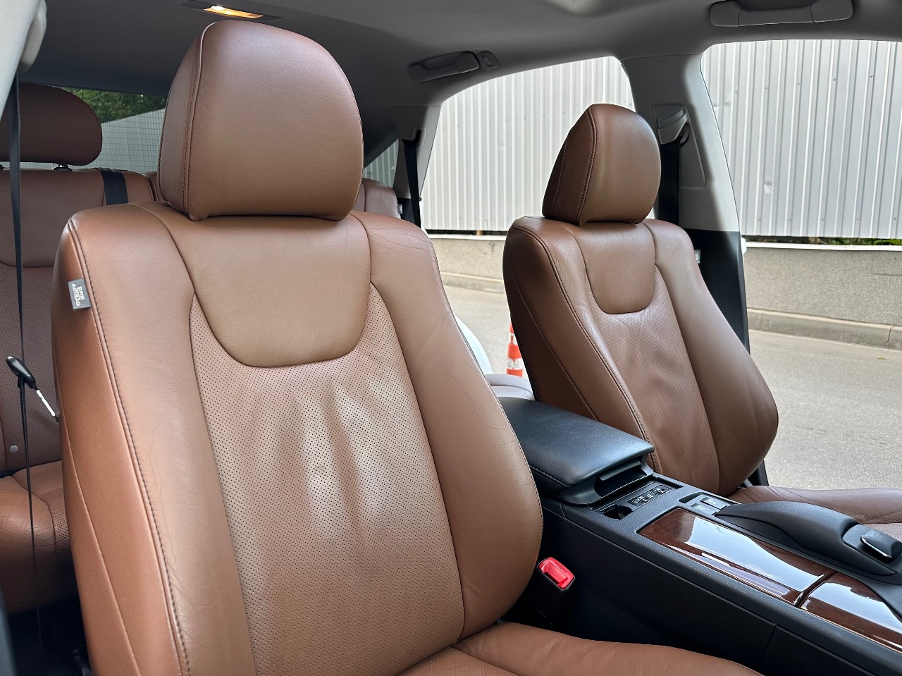 Lexus RX - фото 31