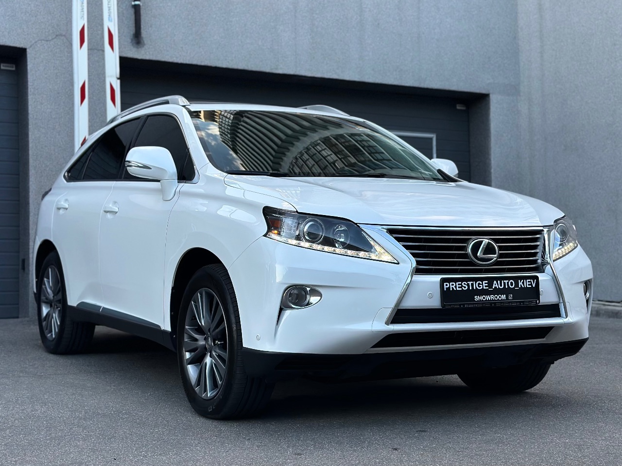 Lexus RX - фото 6