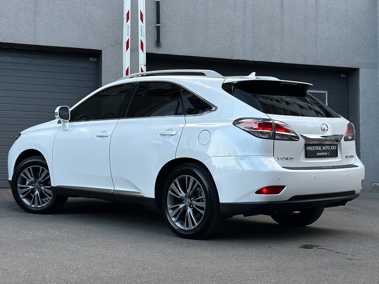 Lexus RX - фото 18