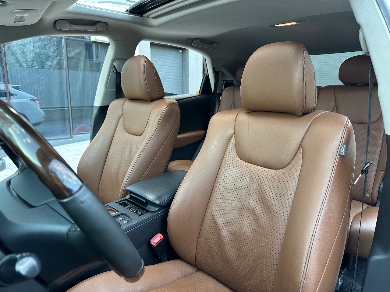 Lexus RX - фото 28