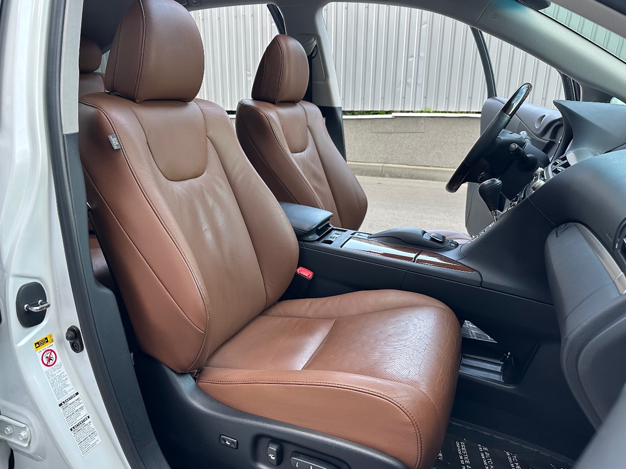 Lexus RX - фото 30