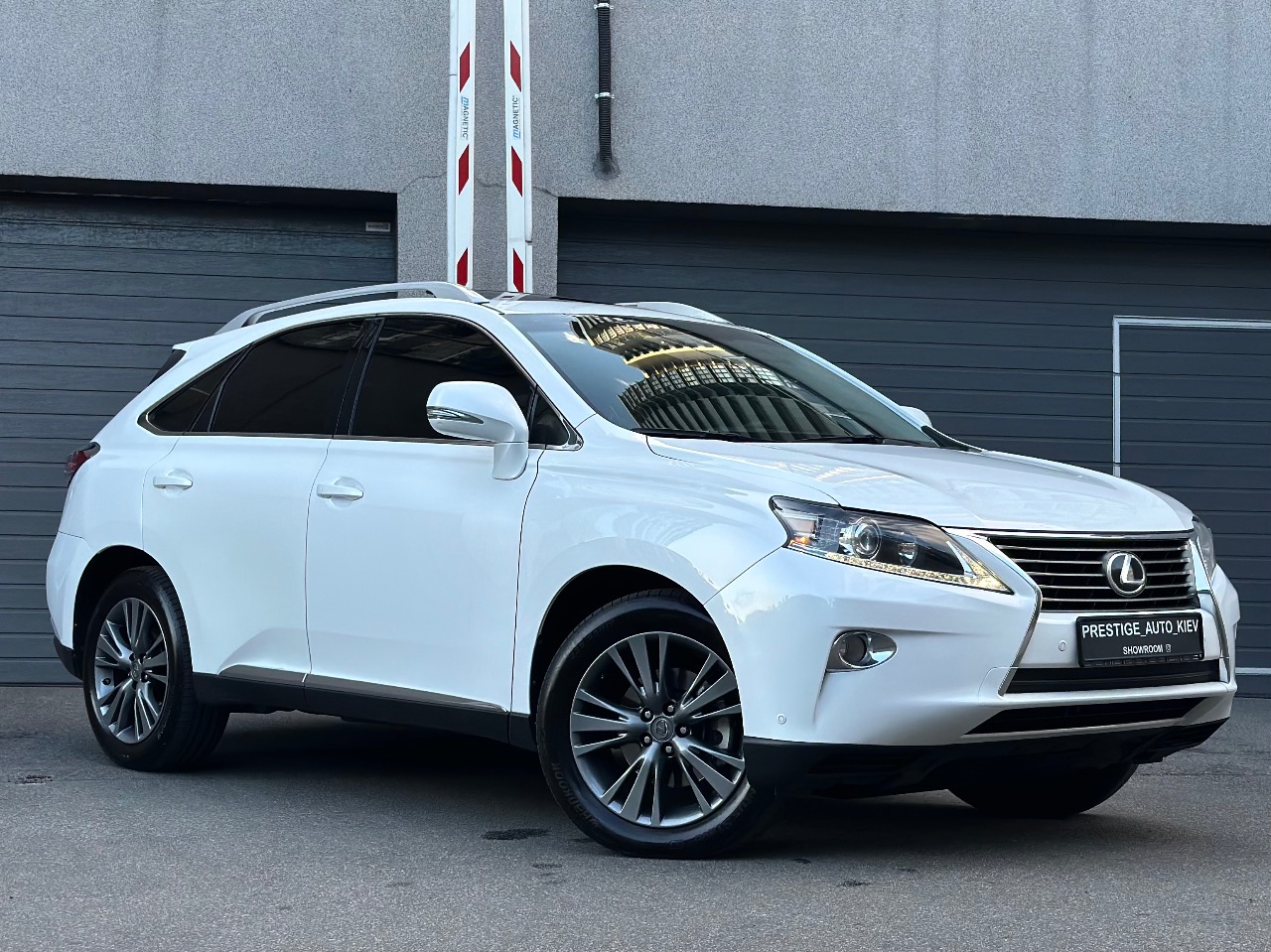 Lexus RX - фото 2