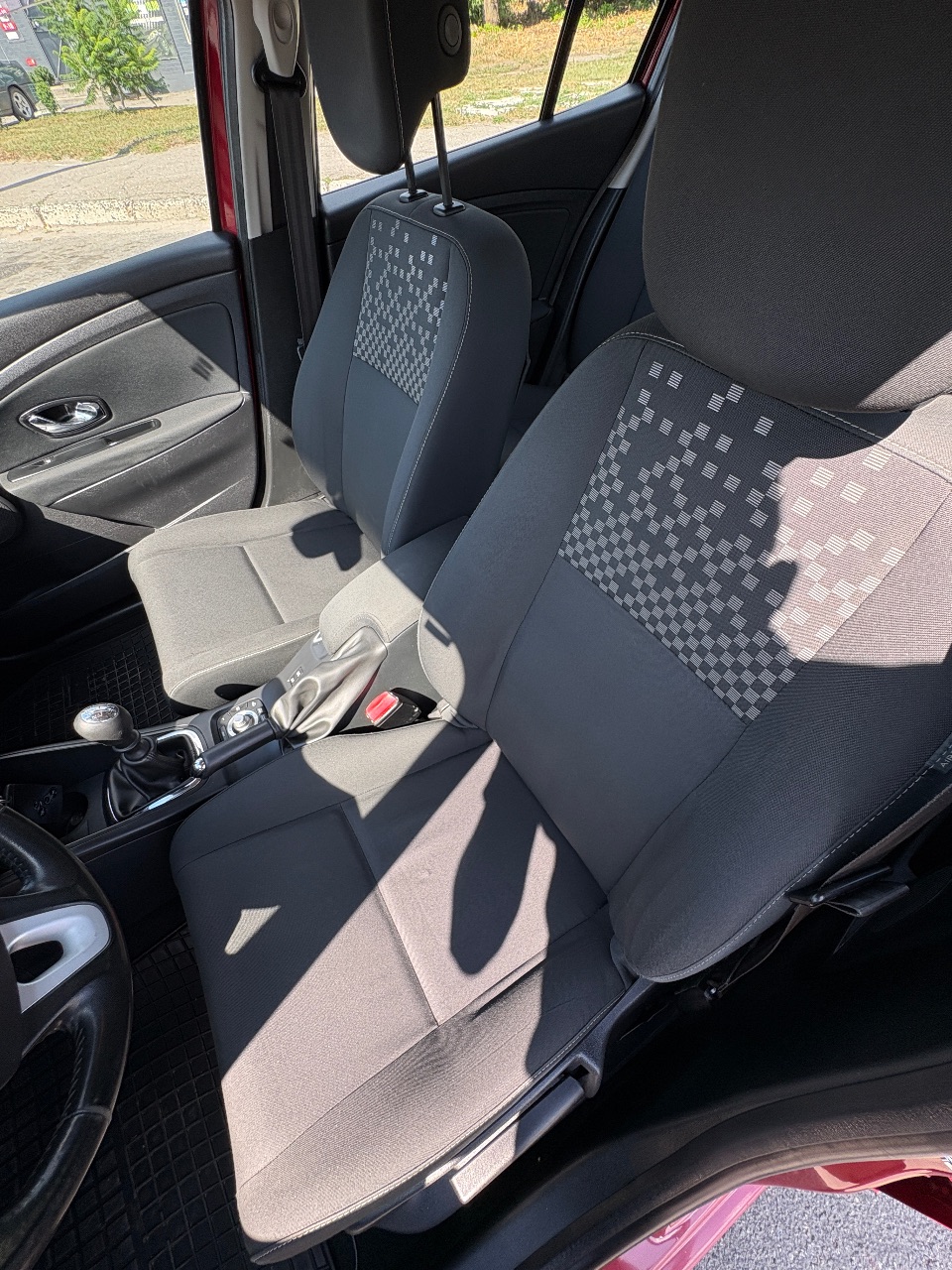 Renault Megane - фото 10