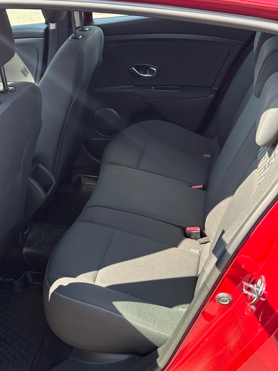 Renault Megane - фото 11