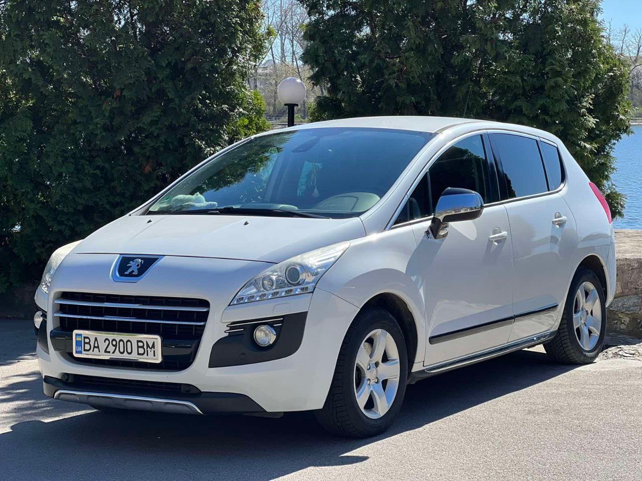 Peugeot 3008 - фото 1