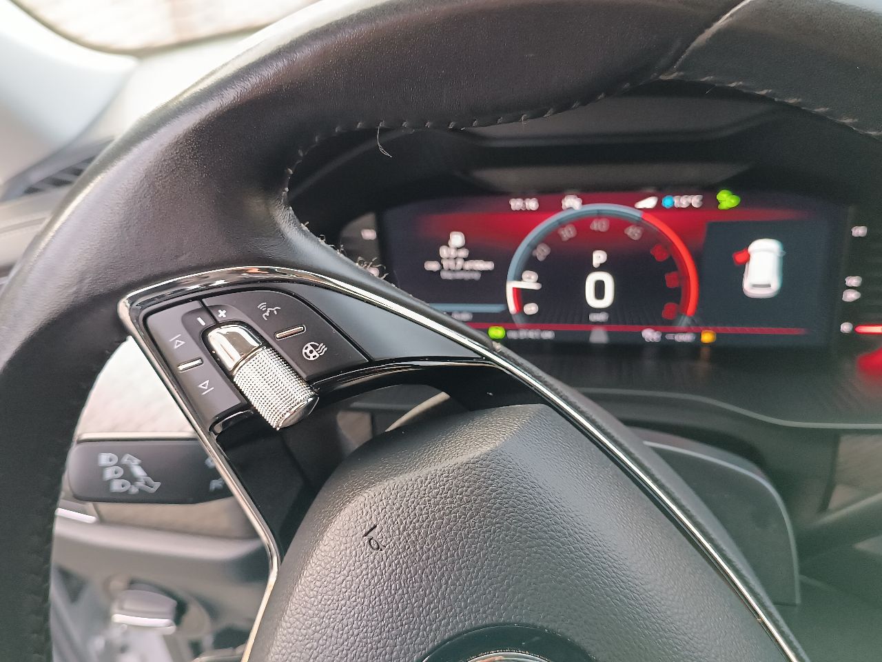 Skoda Kodiaq - фото 8