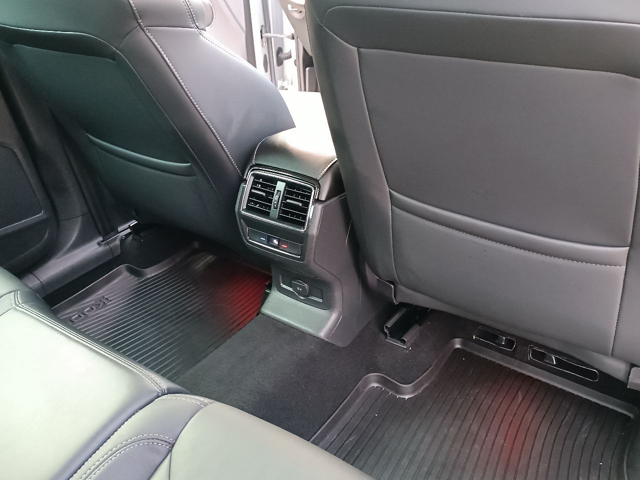 Skoda Kodiaq - фото 12