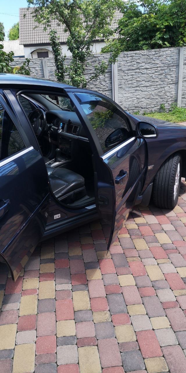 Opel Vectra - фото 16