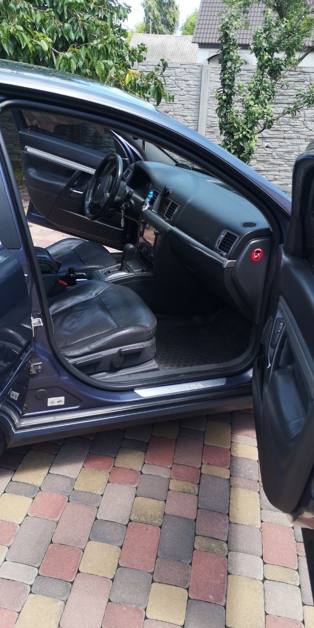 Opel Vectra - фото 13