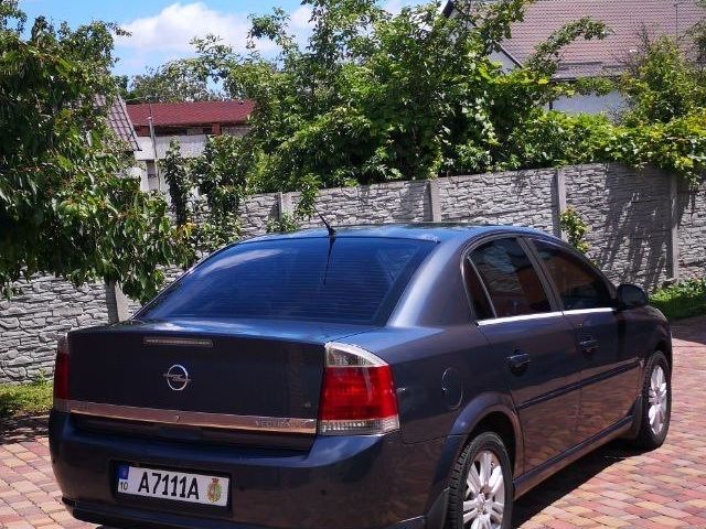 Opel Vectra - фото 4