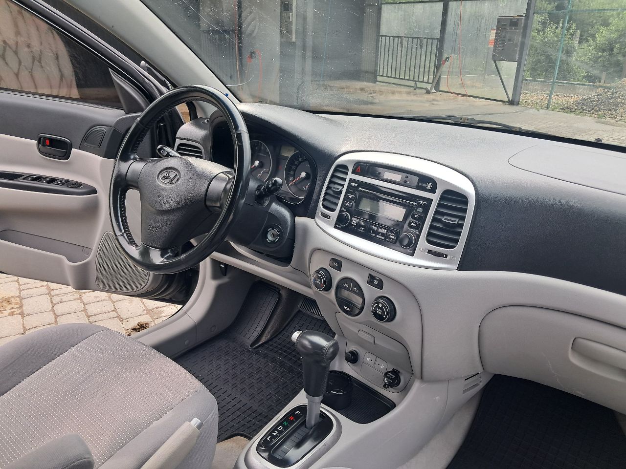 Hyundai Accent - фото 13