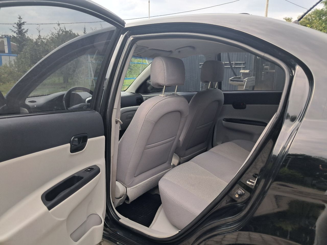 Hyundai Accent - фото 20