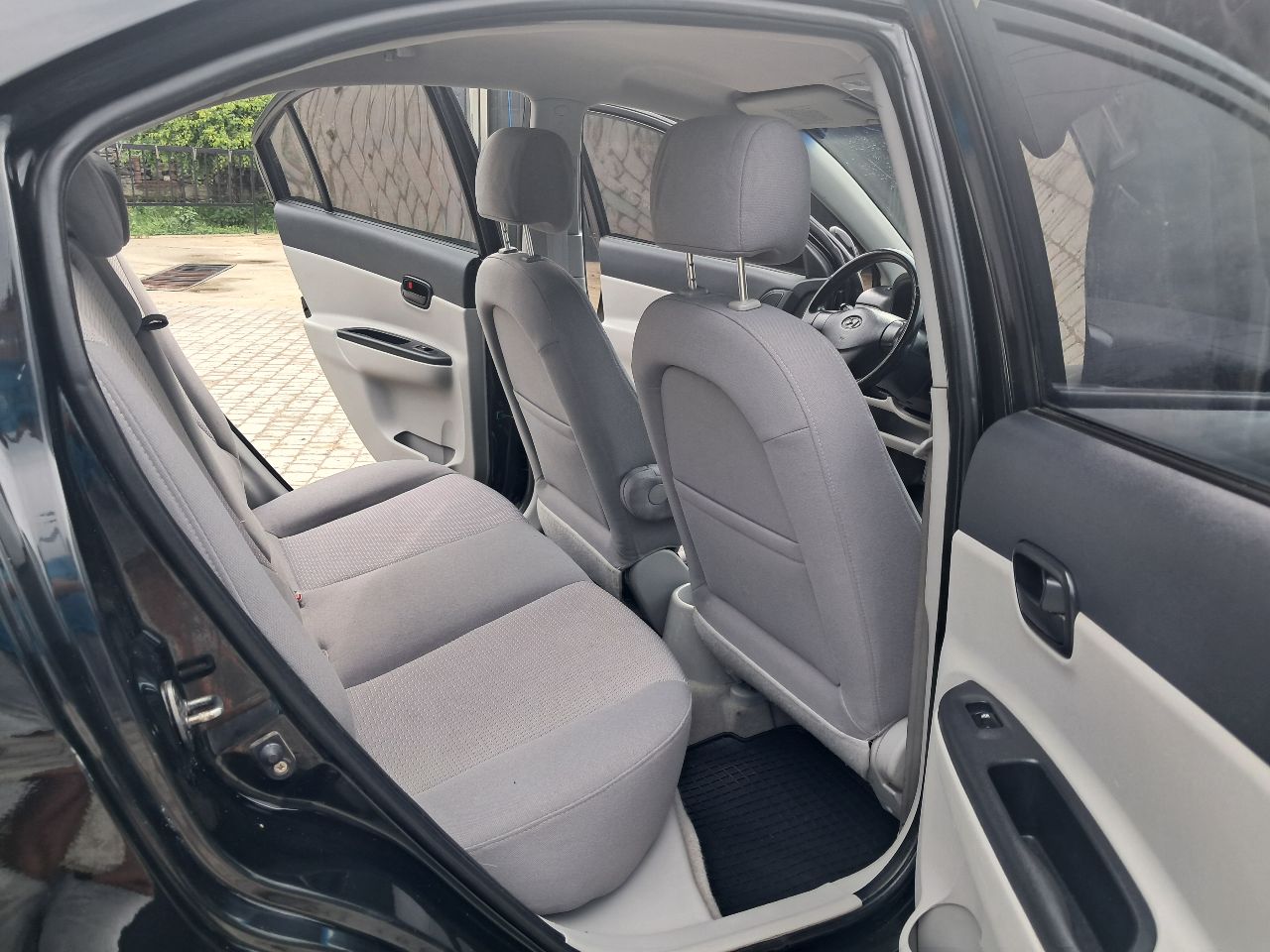 Hyundai Accent - фото 31