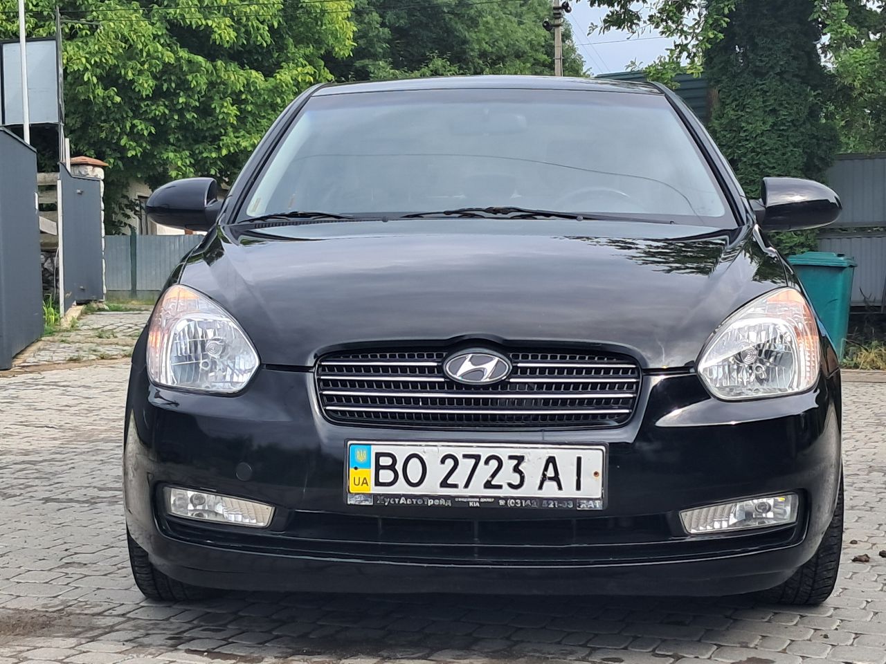 Hyundai Accent - фото 1