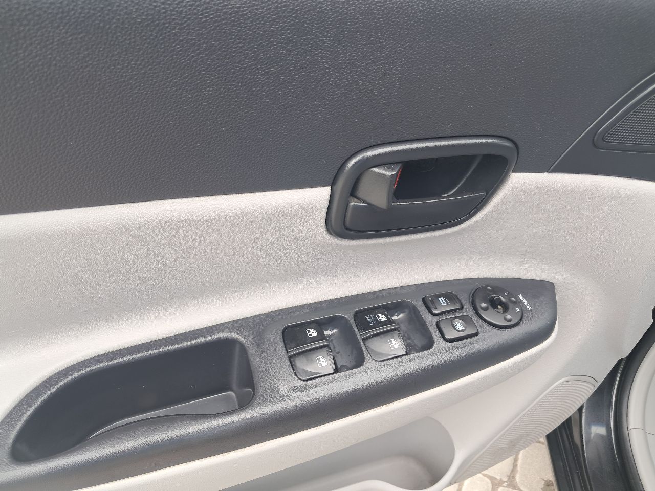 Hyundai Accent - фото 32