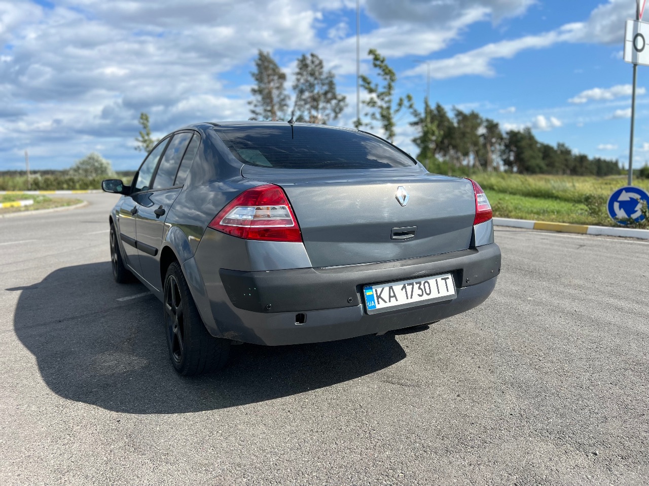 Renault Megane - фото 3
