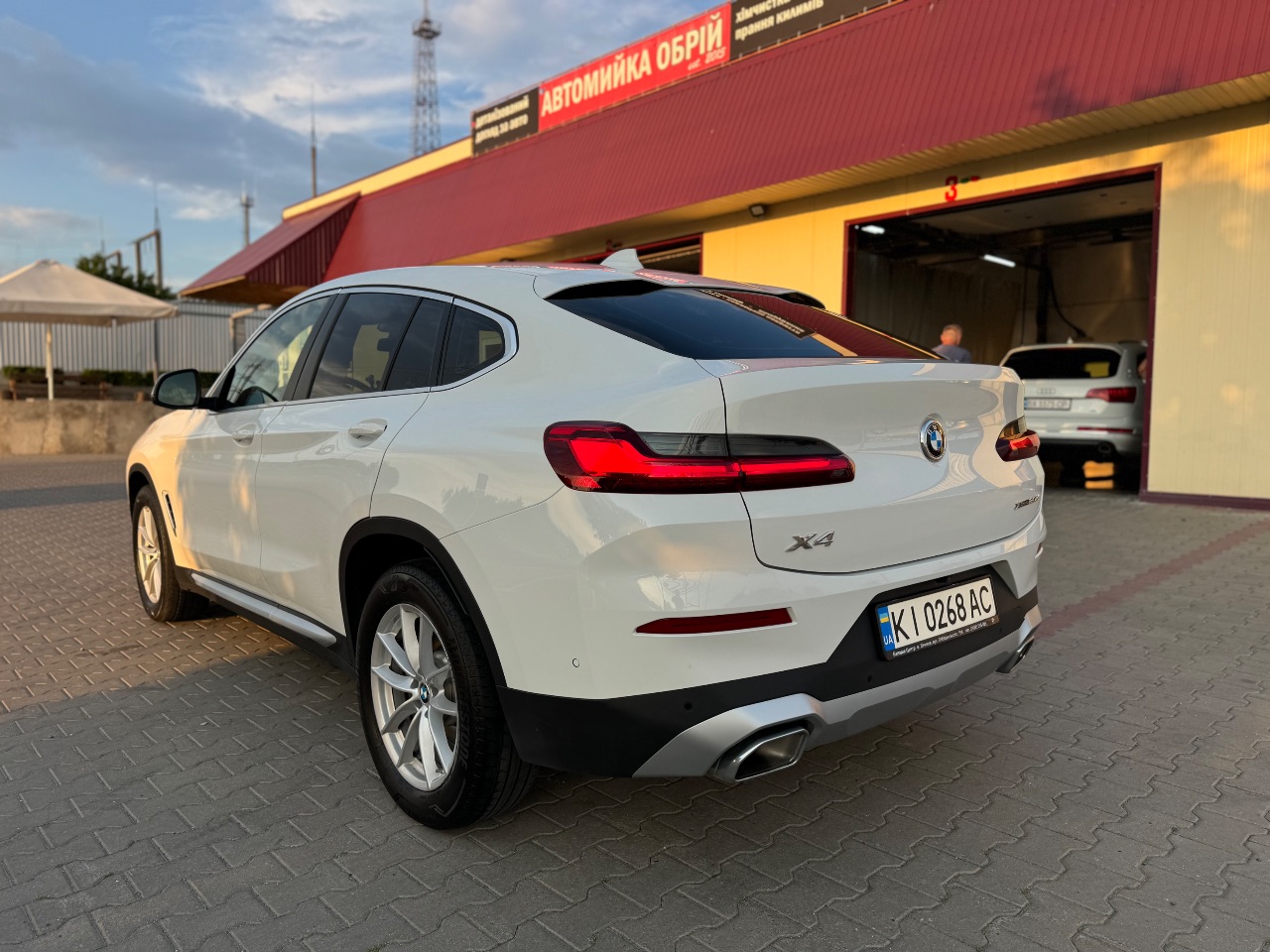 BMW X4 - фото 2
