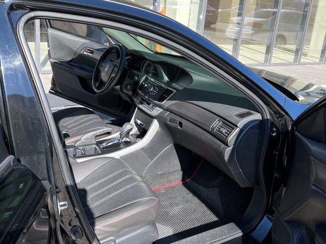 Honda Accord - фото 4