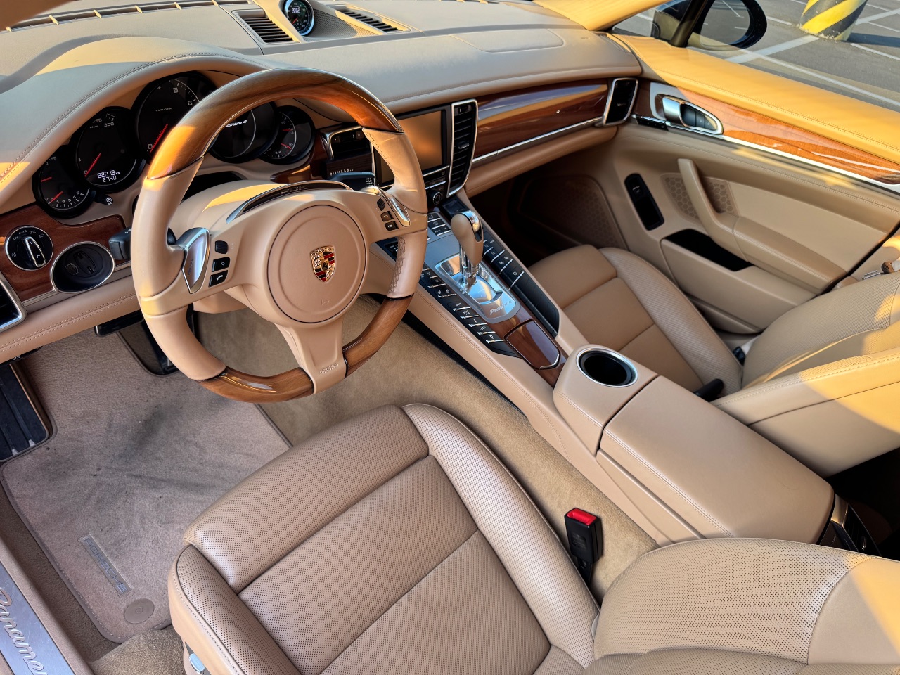 Porsche Panamera - фото 28