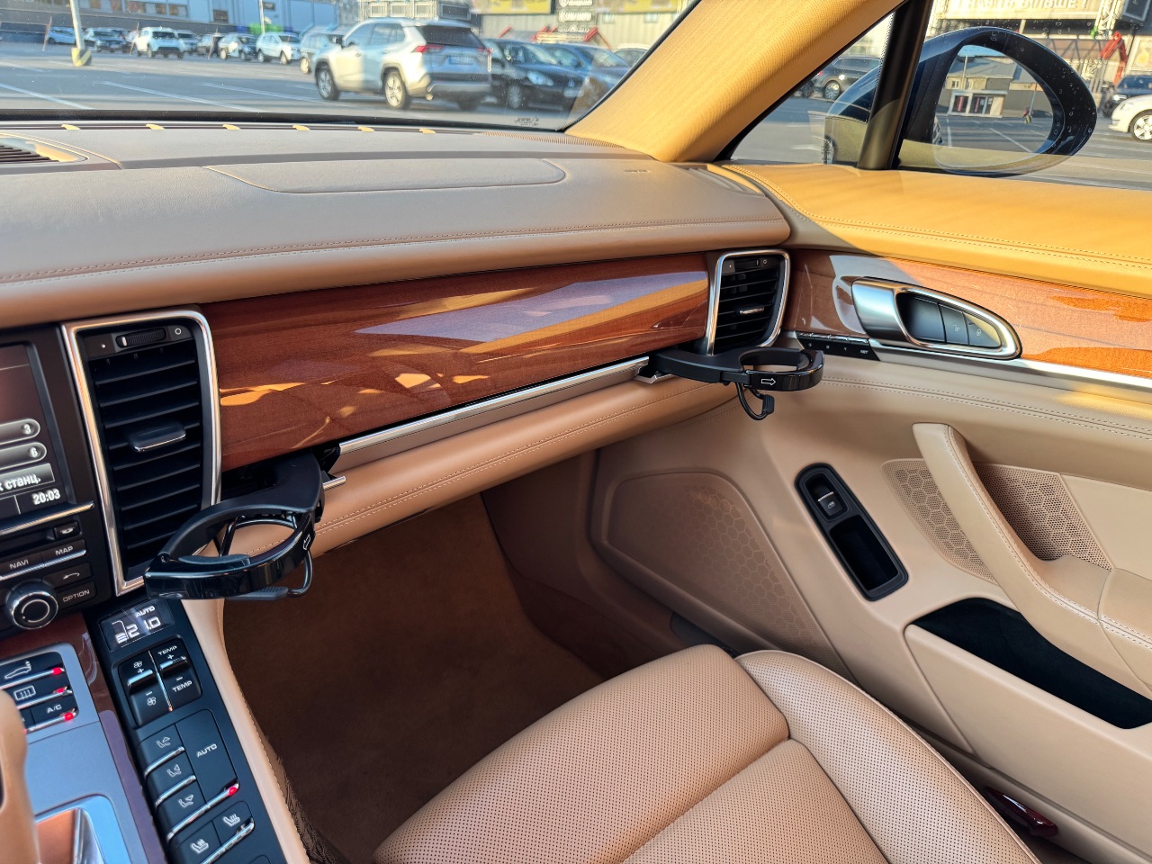 Porsche Panamera - фото 39