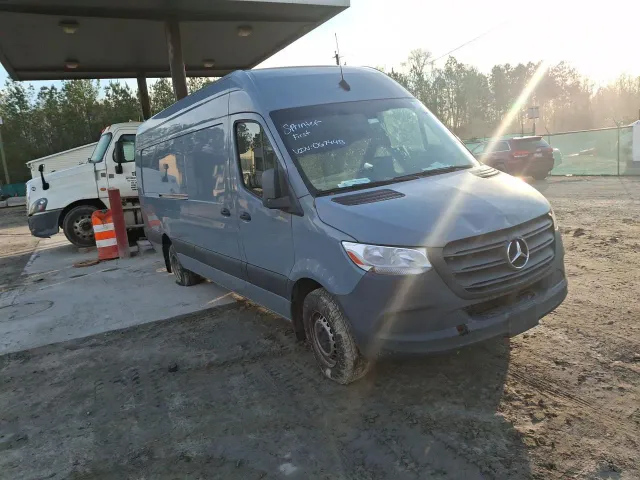 Mercedes-Benz Sprinter - фото 2